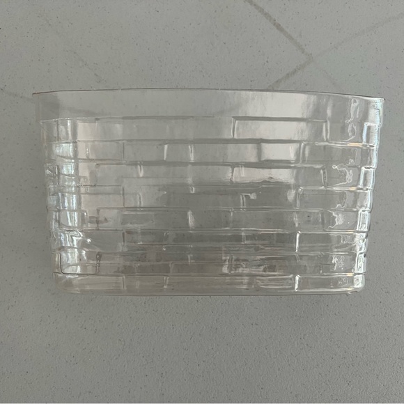 Longaberger 1998 Picture Perfect Sweetheart Basket w/purple accent weaves - Picture 9 of 9